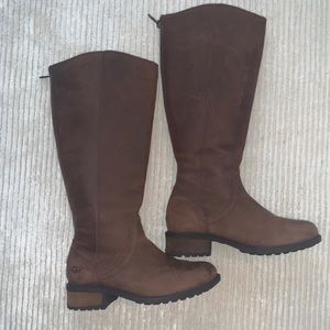 Ugg Australia 1009201 brown leather Sheldon boot